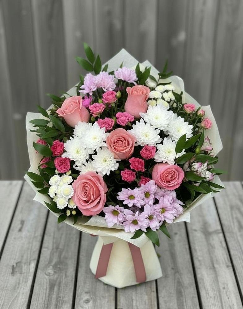 Букет цветов из: Альстромерии, Гвоздики, Розы и Хризантемы в Эртиле
