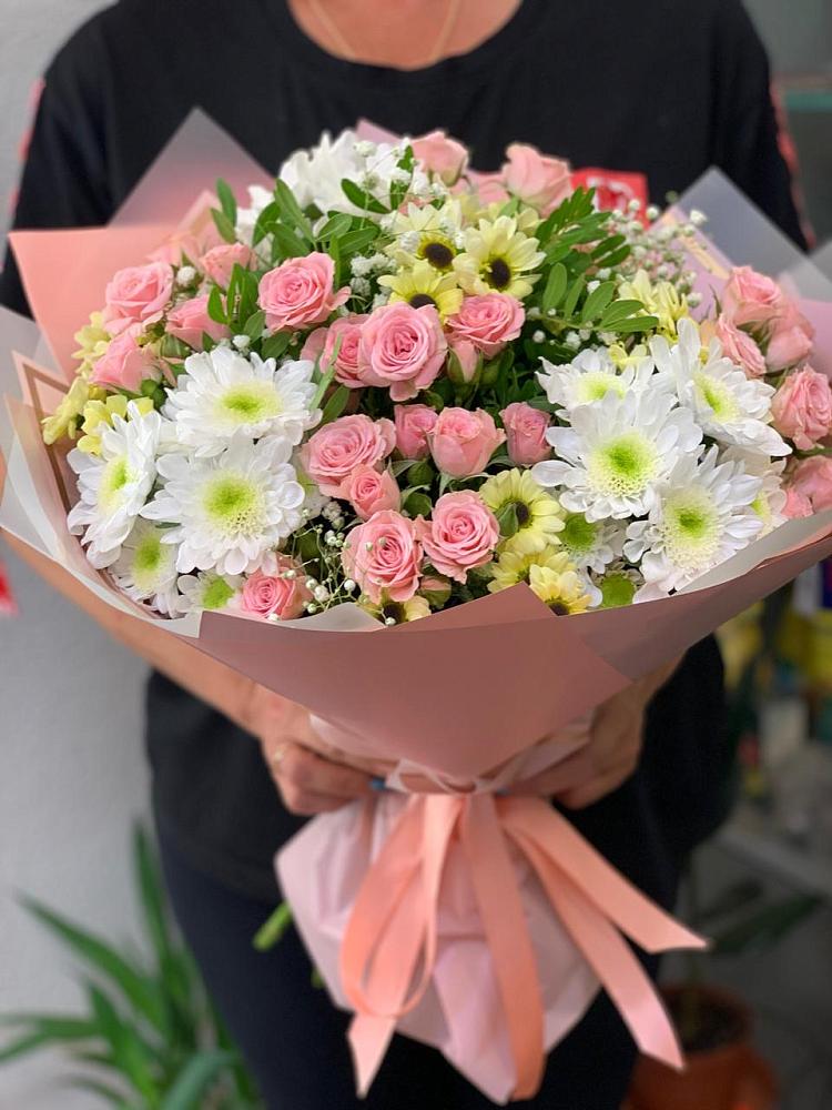 Букет цветов из: Розы и Хризантемы в Эртиле