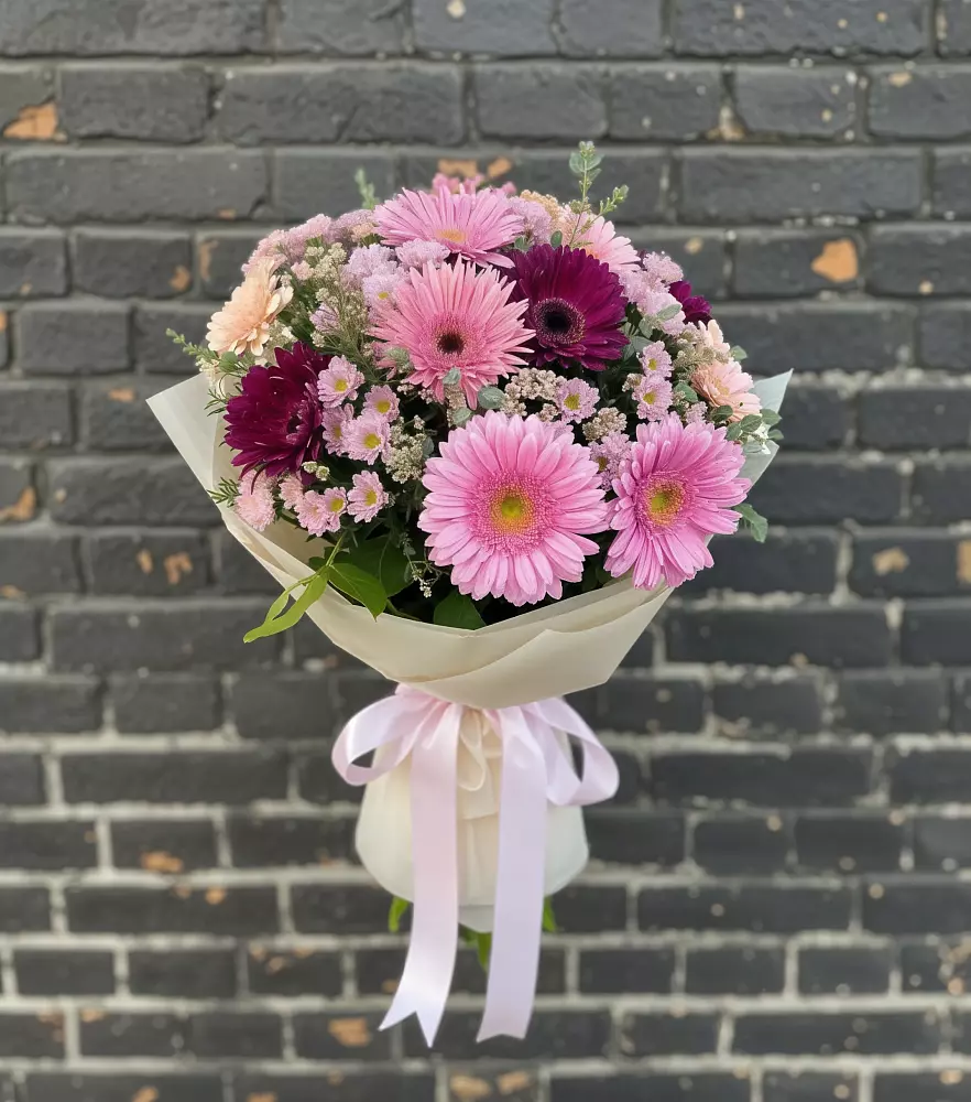 Букет цветов из: Герберы и Хризантемы в Эртиле