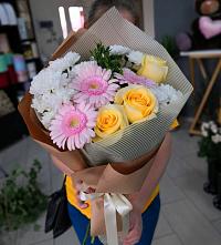 Букет цветов из:  Герберы, Розы и Хризантемы в Эртиле