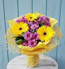 Букет цветов из:  Хризантемы и Герберы в Эртиле