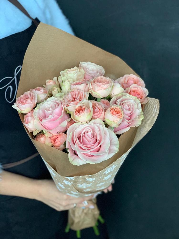 Букет цветов из: Хризантемы и Розы в Эртиле