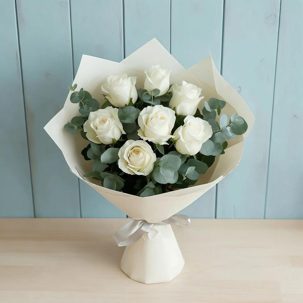 Букет Белые розы в Эвкалипте в Эртиле