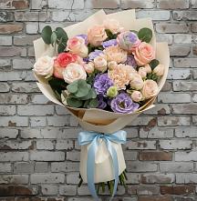 Букет цветов из:  Розы, Лизиантусы и Гвоздики в Эртиле